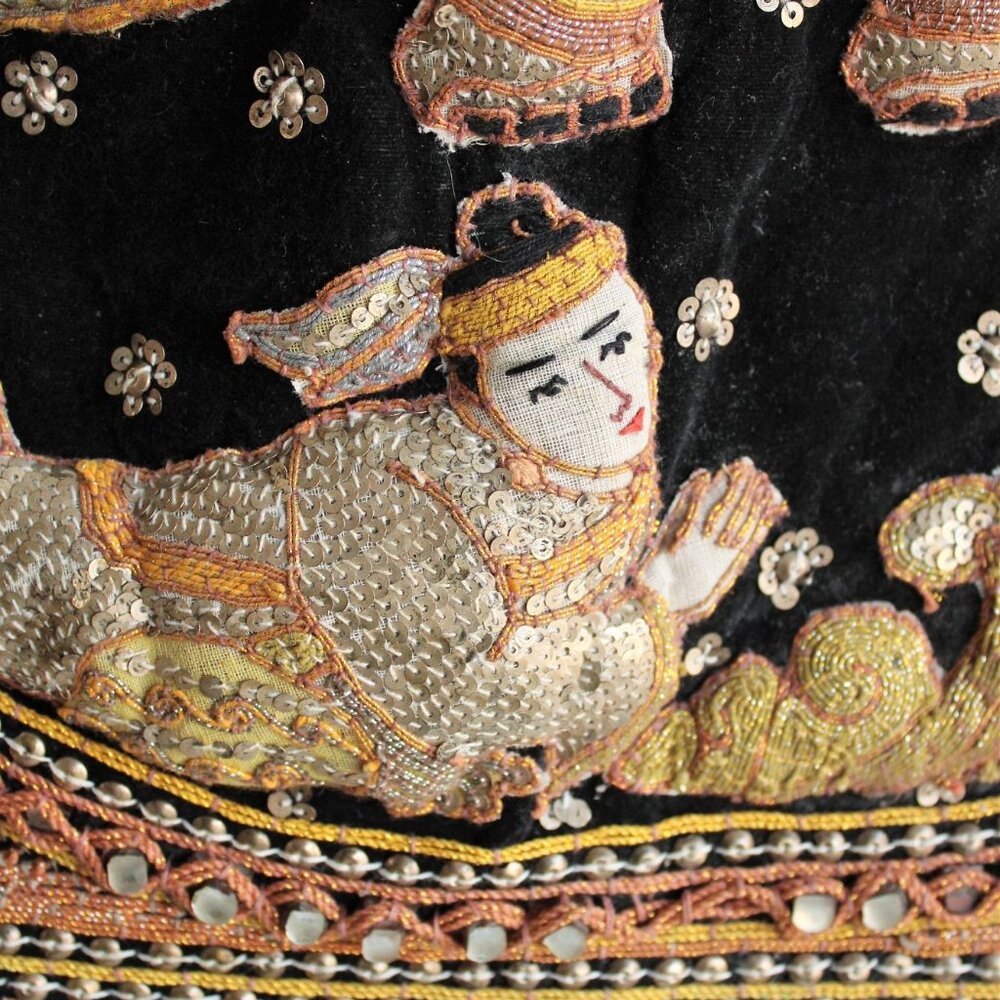 Vintage 1940s Kalaga Wall Hanging, Burmese Myanmar Elephant,  Black Velvet - Picture 5 of 10
